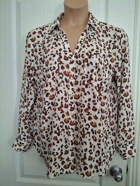 Maurices NWOT XL Women's Animal Print Button-Down Blouse - Brown/White